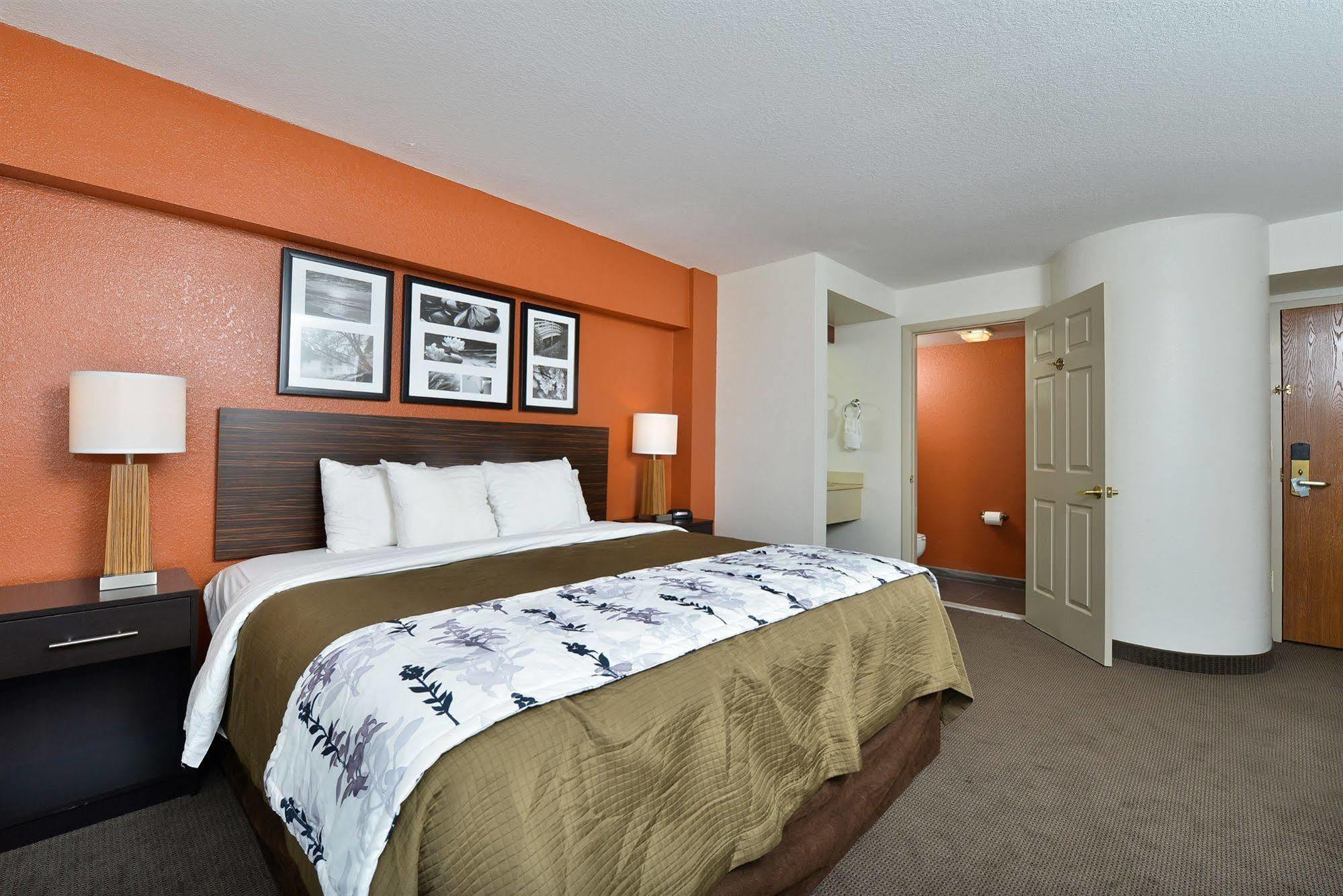 Sleep Inn & Suites Riverfront Ellenton Exterior photo