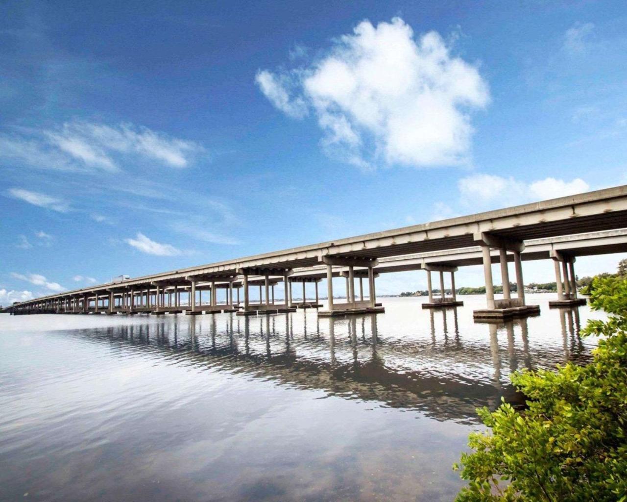 Sleep Inn & Suites Riverfront Ellenton Exterior photo